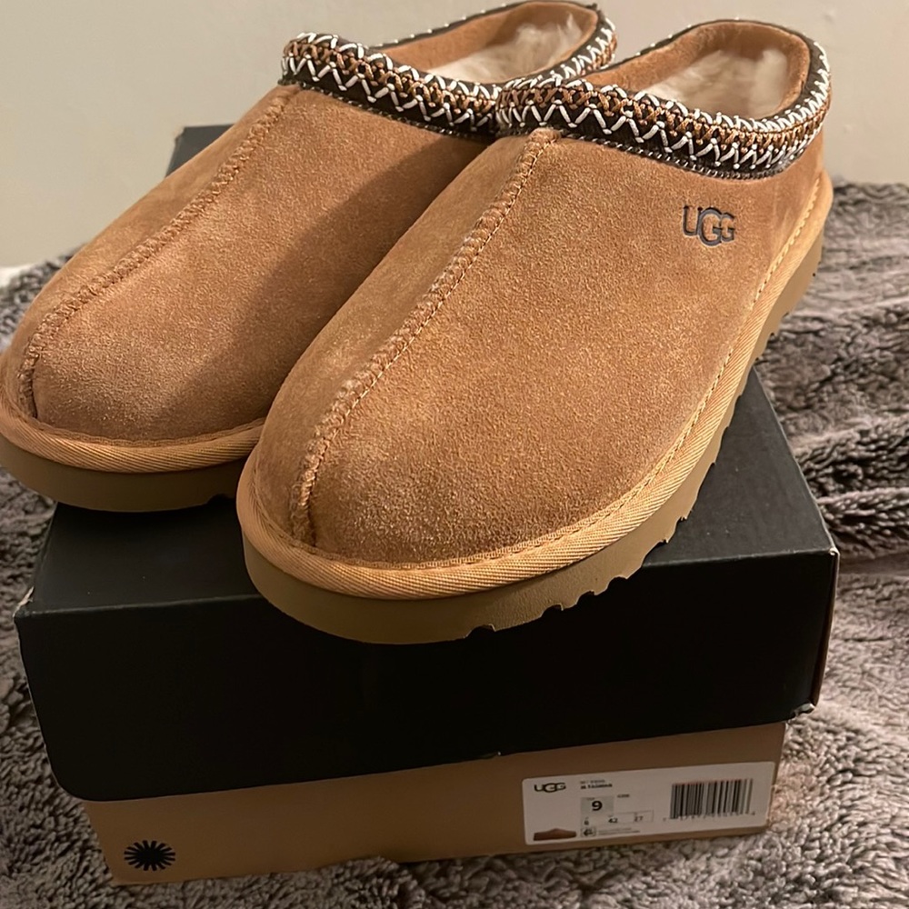 Brand new men uggs slide size 9